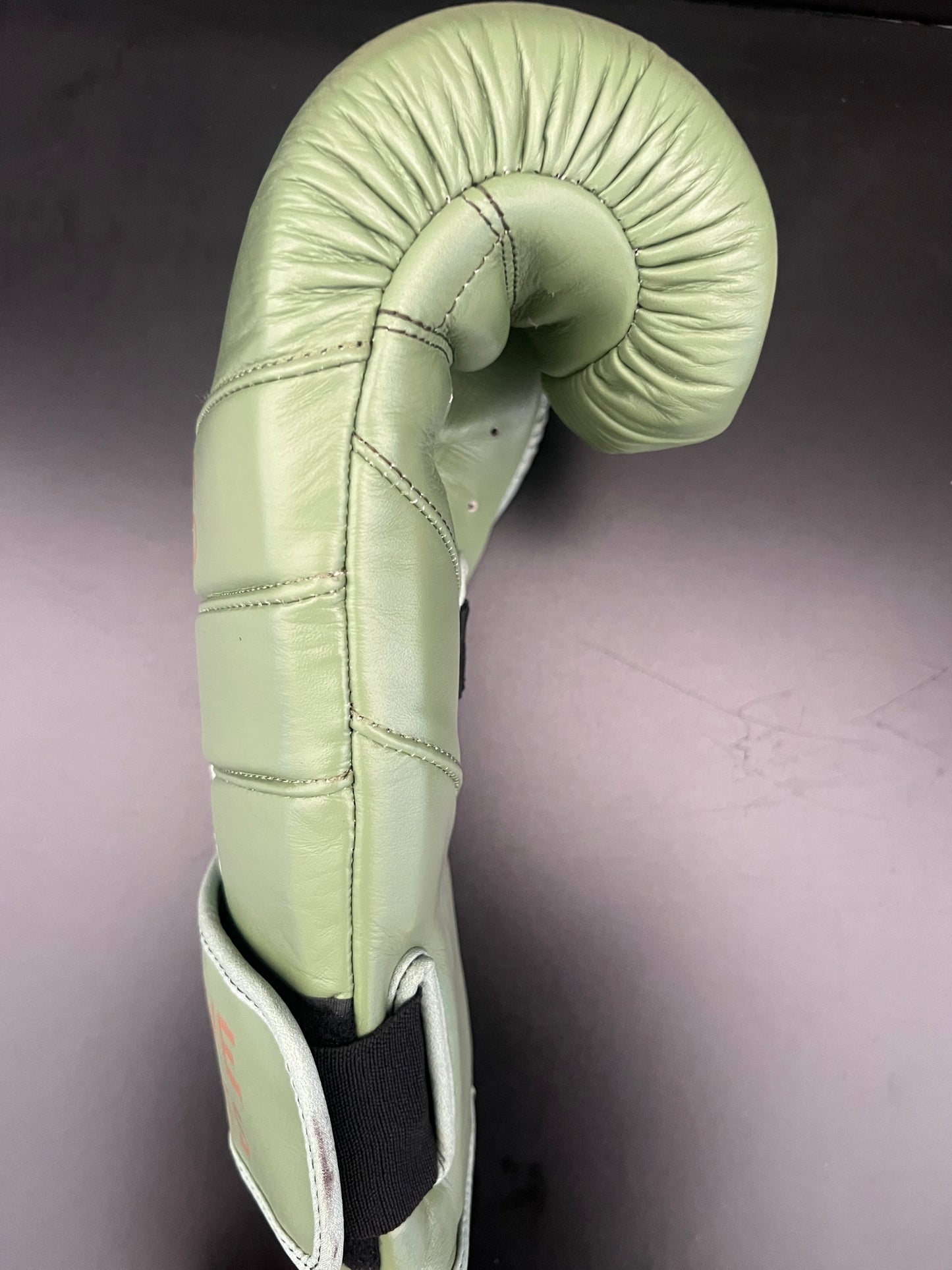 Clove GL3 Leather Boxing Gloves